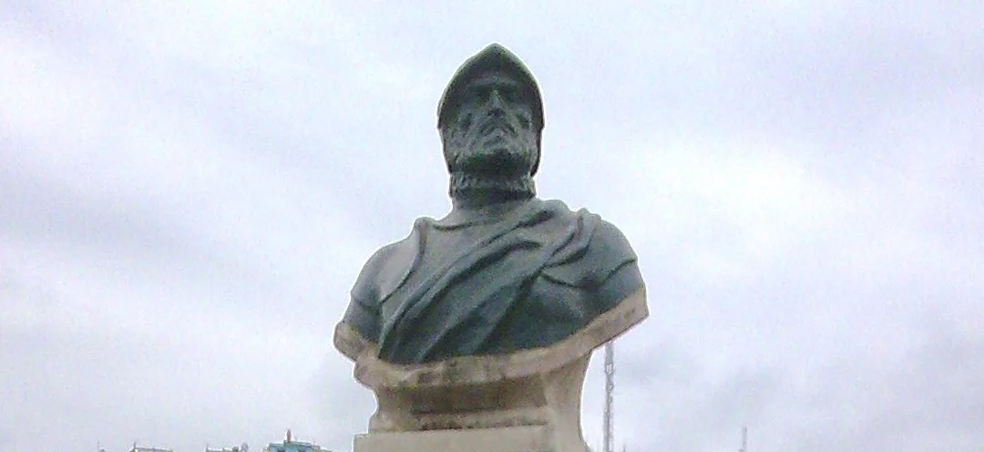 Buste Francisco de Orellana