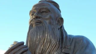Beeld van Confucius in China - cc