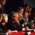 Ondertekening van het verdrag van Dayton in Parijs
