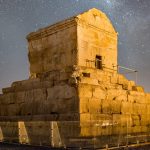 Graftombe van Cyrus de Grote in Pasargadae - cc
