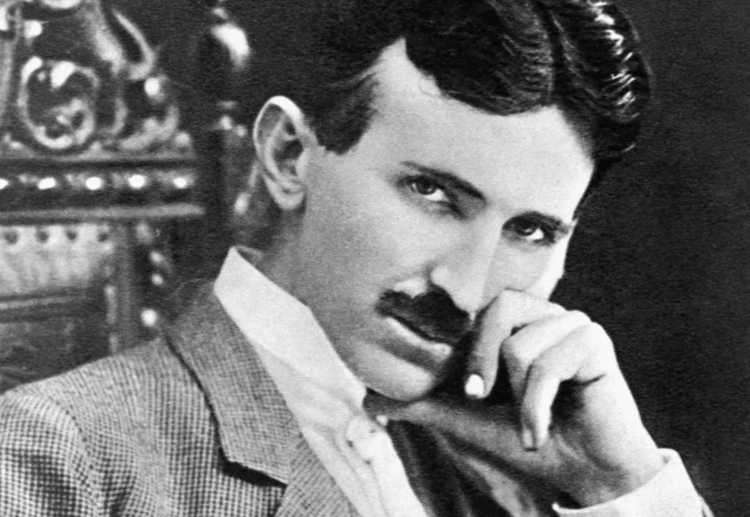 Nikola Tesla omstreeks 1896