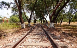 Verlaten deel van de Birma-spoorlijn