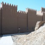 De muren van Babylon (CC BY-SA 3.0 - Radomil, CM - wiki)