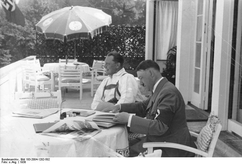 Göring, en Hitler op de Obersalzberg (1933)