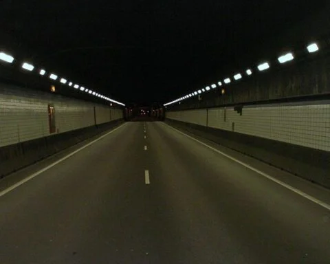 Oostelijke tunnelbuis Coentunnel