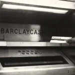 De eerste geldautomaat (Foto: Barclays)