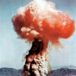 Paddestoelwolk na een aanval met een atoombom