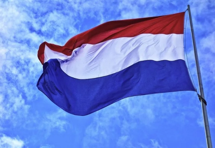 Nederlandse vlag (cc0 - Pixabay - MabelAmber)