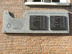 Herinneringsmonument bij de voormalige synagoge in Harderwijk