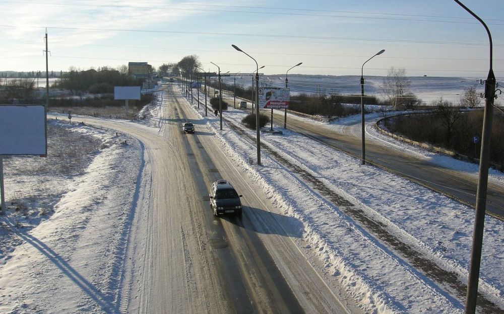 De huidige autosnelweg M12 volgt voor een groot deel het traject van de Durchgangsstrasse IV