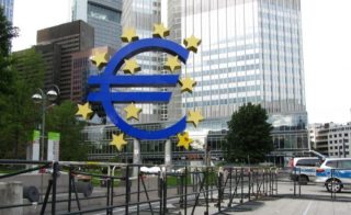 Hoofdkantoor van de Europese Centrale Bank in Frankfurt (cc - Blogotron)