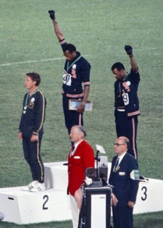 Tommie Smith en John Carlos tijdens de Spelen van 1968
