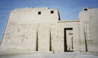 Tempel van Ramses III in Medinet Haboe, Luxor (CC BY-SA 3.0 - wiki)
