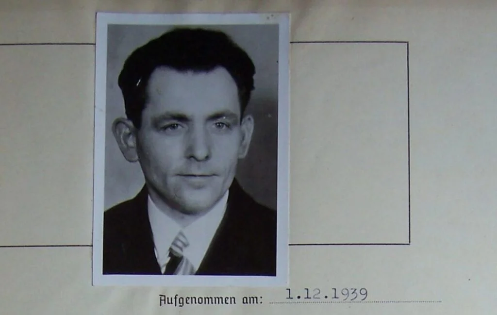 Foto van Georg Elser in een Gestapo-rapport