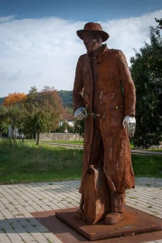 Standbeeld van Georg Elser in Königsbronn 