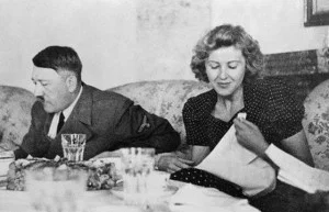 Adolf Hitler en Eva Braun