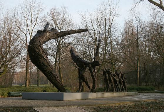 Nationaal monument slavernijverleden in het Oosterpark in Amsterdam (CC BY-SA 4.0 - Arthena - wiki)