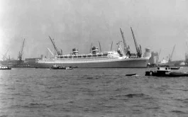 Het stoomschip Nieuw Amsterdam waarmee de kinderen naar Europa werden vervoerd - Foto: CC / Jan W.H. Werner