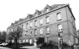 De Jean Bart-kazerne in Duinkerken, waar de Nederlandse soldaten werden opgevangen.
