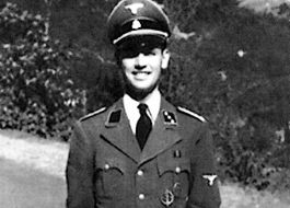 Erich Priebke tijdens de Tweede Wereldoorlog