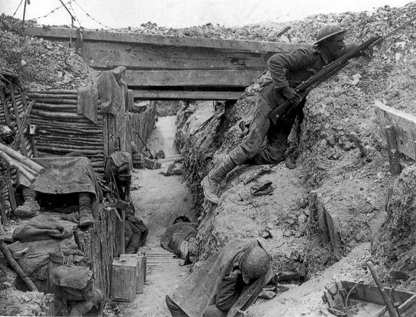 Foto van een willekeurige loopgraaf uit de Eerste Wereldoorlog