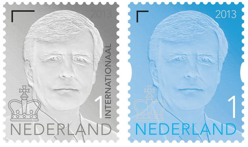 De nieuwe postzegel met daarop de kroon - PostNL