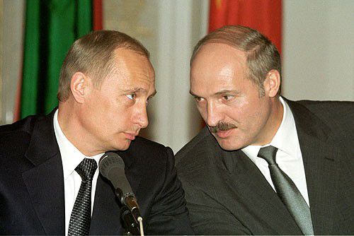 Aleksandr Loekasjenko en Vladimir Poetin, 2002