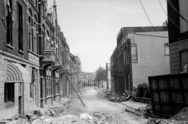 Nieuwstraat, 1945 (Gelders Archief - Nico Kramer)