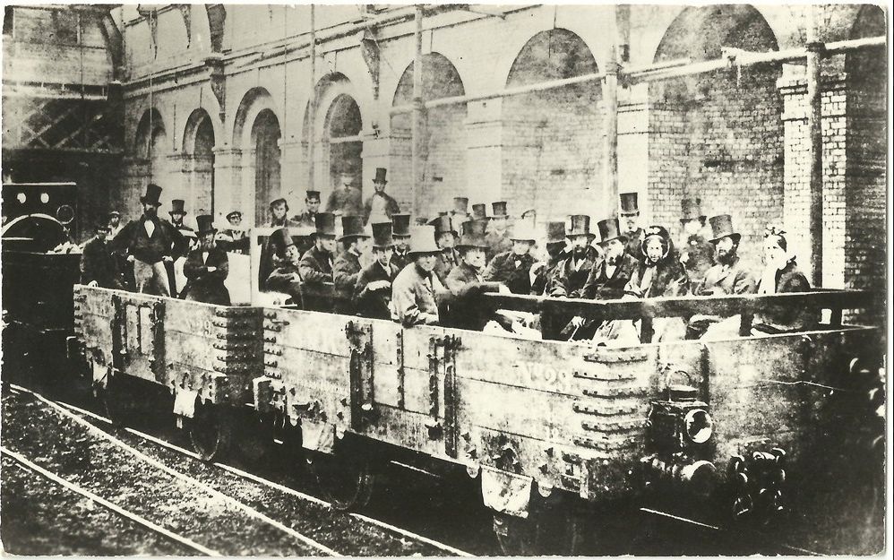 Eerste rit met de metro van Londen, 1862 (London Transport Museum / Topical Press)