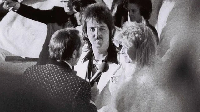 Paul en Linda McCartney in 1974 (CC)