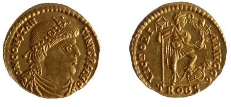 Gouden munt van keizer Constantijn III (408-411) uit de schat van Echt. Foto Restaura