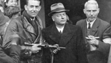 Arrestatie van Anton Mussert, 1945