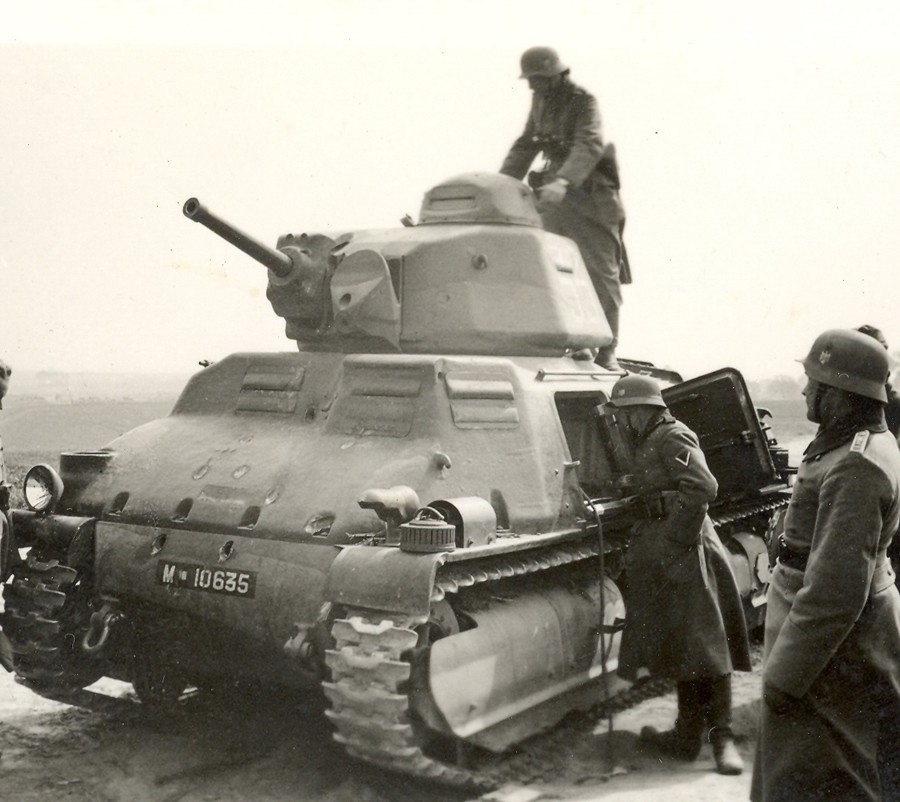 Franse S-35 tank (foto: zuidfront-holland1940)