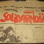 Solidarnośćkrant uit juli 1981, met artikel over de Opstand van Warschau