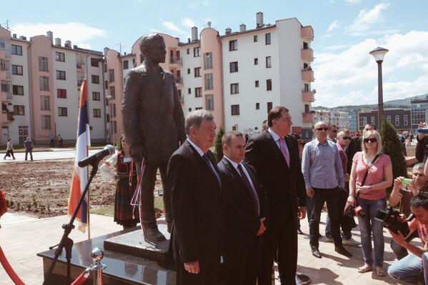 Standbeeld Gavrilo Princip onthuld in Sarajevo (Twitter / Marcel van der Steen)