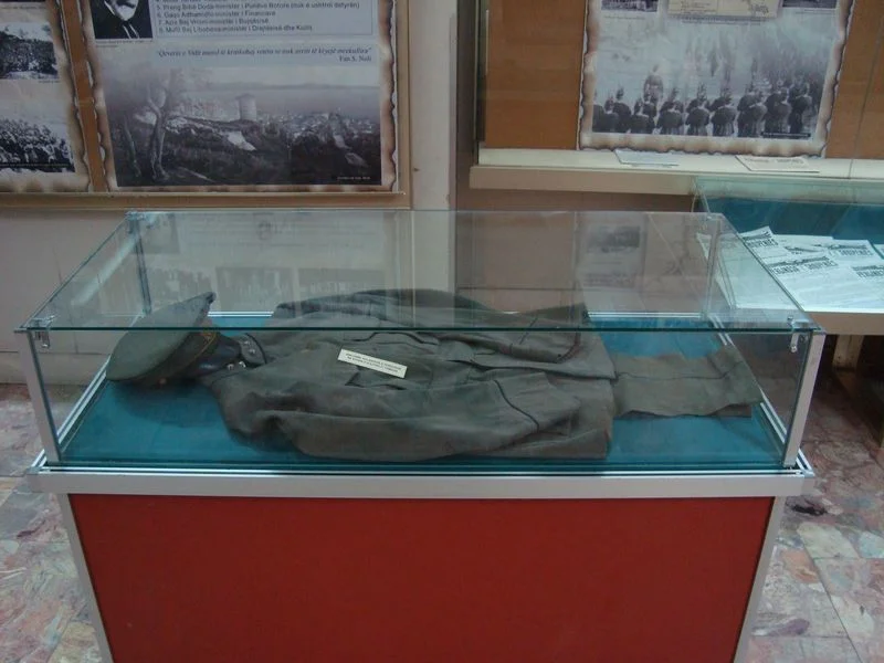 Uniform Thomson in Nationaal Museum Albanië