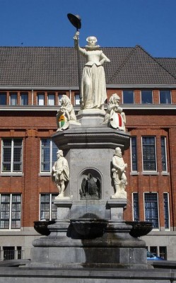 De maagd van Holland - Beeld op de Nieuwe Markt in Rotterdam Joseph Graven, 1874
