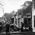 Schade na een bombardement op Den Helder in 1942 (regiocanons.nl)