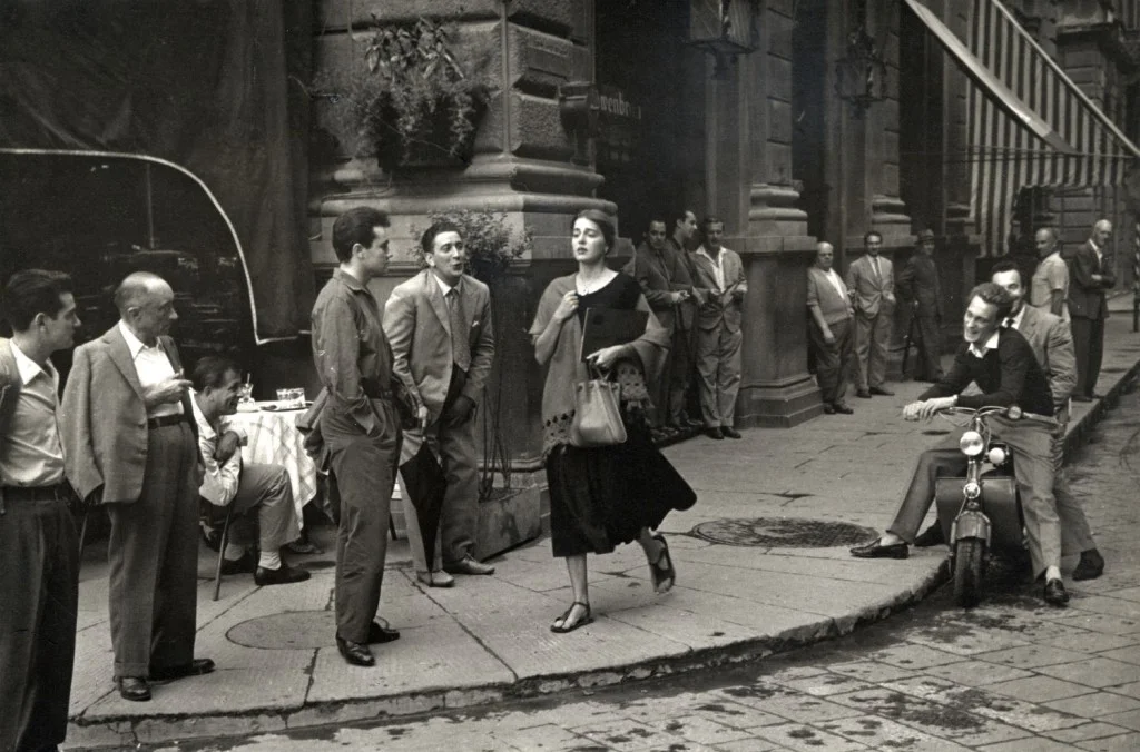 Ruth Orkin, American Girl in Italy, 1951 © Ruth Orkin. Courtesy of Howard Greenberg