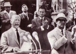 DDR-partijleider Walter Ulbricht (l) en zijn latere opvolger Erich Honecker (Deutsches Bundesarchiv) 