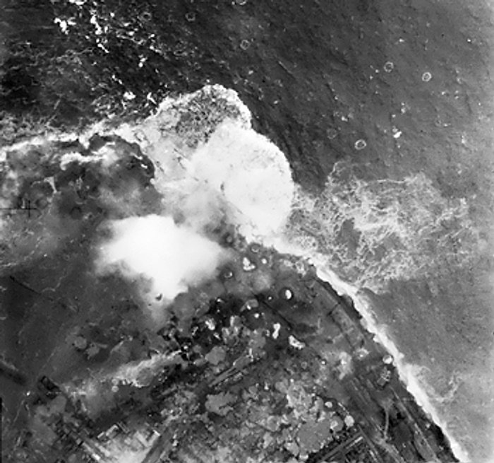 Walcheren, bombardement 3 november 1944 - cc