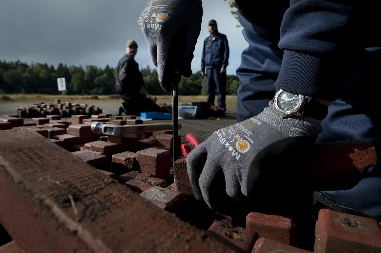 102.000 Stenen op terrein Kamp Westerbork opgeknapt