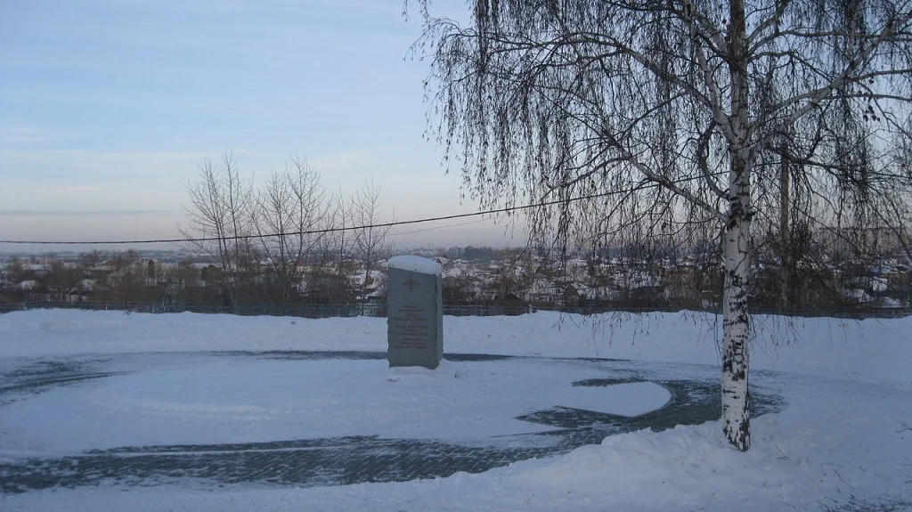 Herdenkingsmonument voor de Duitser in Tjoemen