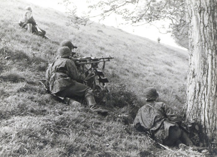 Mei 1940 - De Duitse aanval op Nederland | Historiek