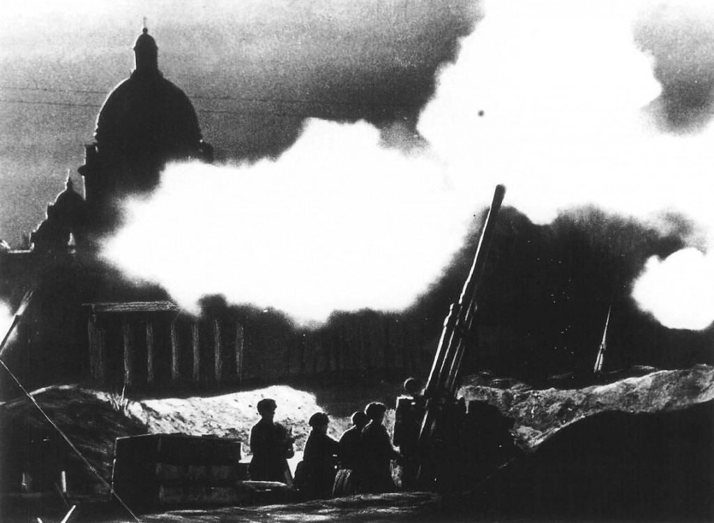 Verdediging van Leningrad tijdens de Tweede Wereldoorlog - cc