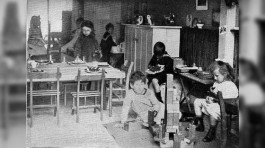 Eerste Montessorischool in Nederland. Den Haag 1915 (Wiki)