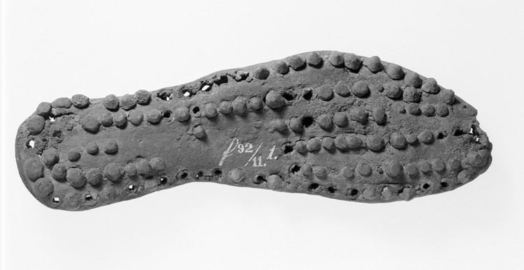 Schoenzool van een Romeinse soldatenschoen, maatje 40. (collectie RMO, vindplaatscode f1892_11.1)