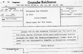 Condoleance-telegram van Adolf Hitler aan weduwe Lucie Rommel, 16.10.1944. Bron: boek