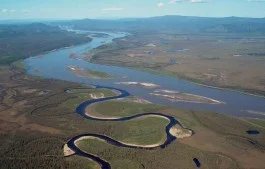 De Yukon en de Charley (zijrivier) - wiki