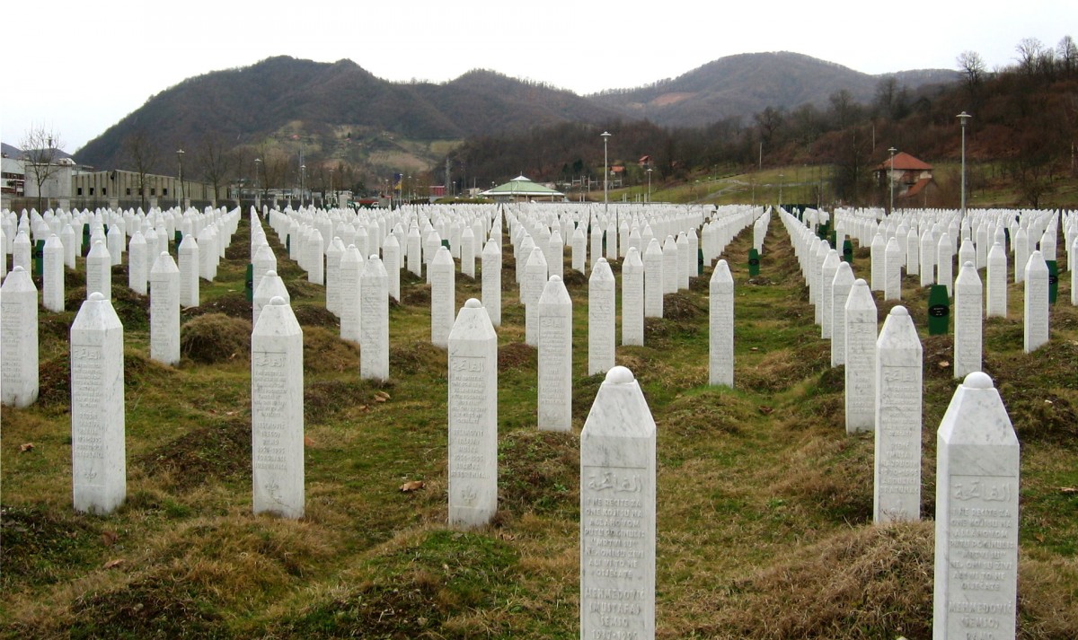 Herdenkingsplek bij Srebrenica - cc